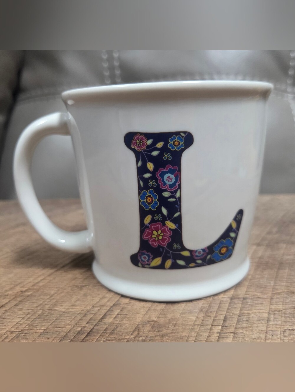 NATURAL LIFE White Ceramic Mug with Floral Monogram "L" ~ BIN R